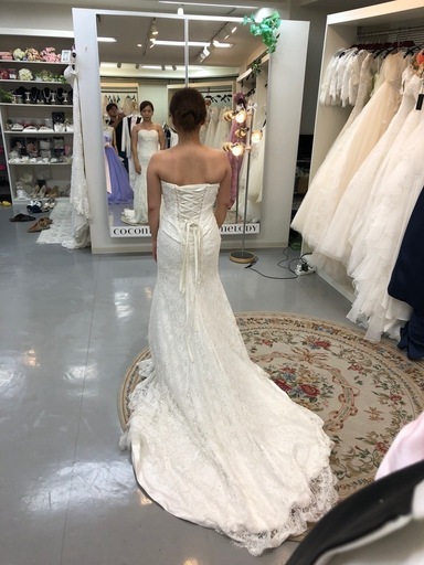 結婚式ドレス　マーメイド　白