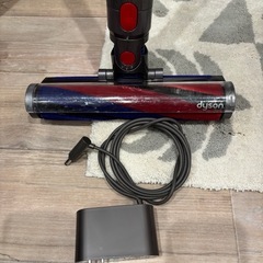 ダイソン SV10K 掃除機の画像