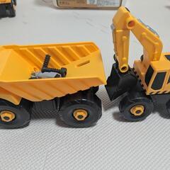 建設車両 組み立ておもちゃの画像