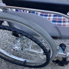 車椅子低床の画像