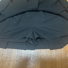 【GU】スカート風キュロットの画像