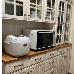 食器棚の画像