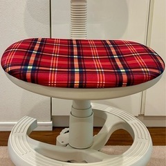 昇降式学習チェアの画像
