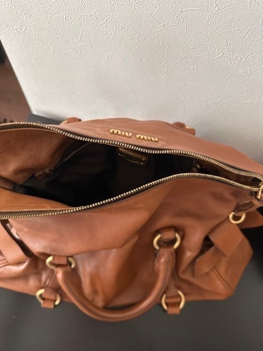 MIU MIU バッグ