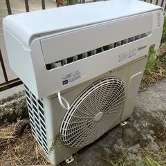 😊ハイセンス エアコン✨6畳程度 2020年製 😊AT-HA2211✨エアコンクリーニング済みの画像