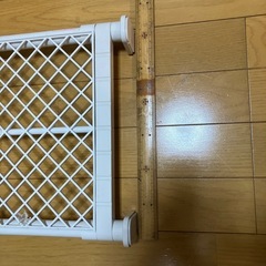 ①突っ張り棚の画像