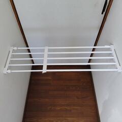 突っ張り棚 伸縮タイプ 63〜93cm 突ぱり強力伸縮棚 小   (つっぱり 突ぱり ツッパリ つっぱり棚 ) の画像