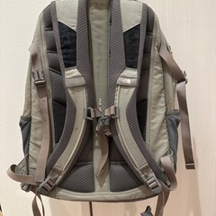 【決まりました】ノースフェイス リュックサック グレーの画像