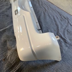 JB23 スズキ ジムニー リアバンパー バックランプ ナンバー灯付き 取付破損無し
の画像