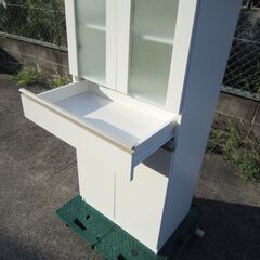  ニトリ  食器棚　キャビネットの画像