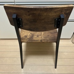 レトロ風椅子の画像