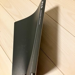 黒 A4 ファイルの画像