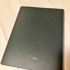 黒 A4 ファイルの画像