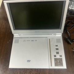 ポータブルDVDプレーヤー　美品ですの画像