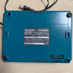 マキタ 充電器DC40RA  バッテリーBL4025  セット
の画像