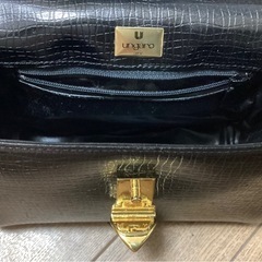 ★未使用品★『ungaro(ウンガロ)』牛革ハンドバッグの画像