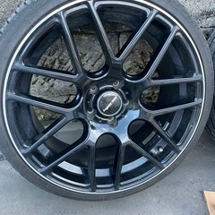 ハイペリオンCVM19インチホイールタイヤセットの画像
