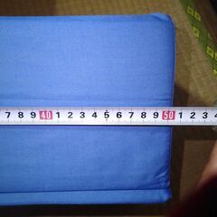 457　断捨離中）新品）介護クッション 床ずれ防止【現役の介護福祉士推薦】 ２個セット三角 　定価4000円くらいの画像