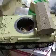 ジャンク品　戦車　模型　モーター内蔵ですが破損で動きませんの画像