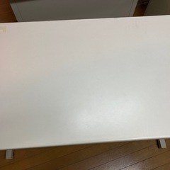 オフィスデスク&チェアセットの画像
