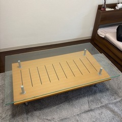 ガラステーブル　0円　7/30 23:59までの引き取り限定　　の画像