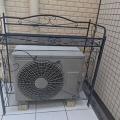 中古　エアコン室外機ラックの画像