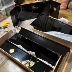 明後日まで掲載　黒塗り屏風おまけあり の画像
