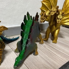 ウルトラマン怪獣 レトロ恐竜おもちゃの画像