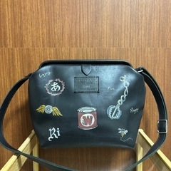 GLAD HAND×AMERICAN WANNABE レザーショルダーバッグの画像