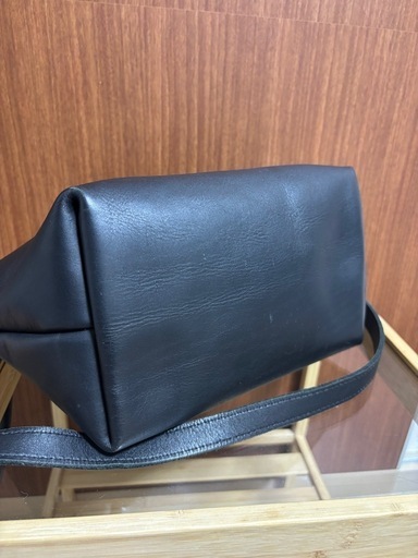 GLAD HAND×AMERICAN WANNABE レザーショルダーバッグ