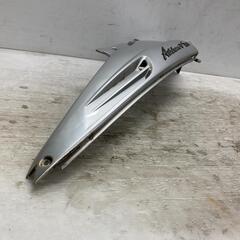 SUZUKI アドレスV100 ボディーカバー 左 スズキ [M-250729-50]の画像