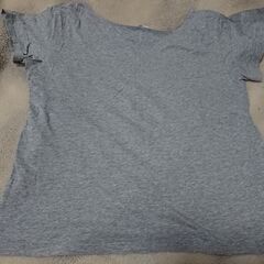 ♠　UNIQLO kitson　グレー　 Tシャツ 　レディース　サイズ　Mの画像