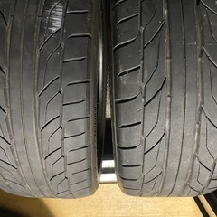 245/40R19 2本の売りです！の画像