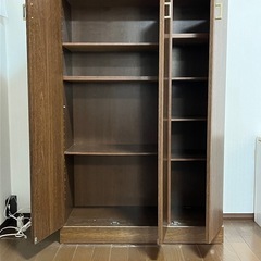 収納棚の画像