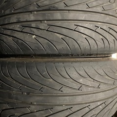 225/35R20 2本売ります!の画像