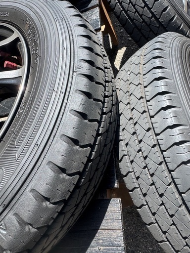 夏用タイヤ　バリ山　12インチ　即購入歓迎 軽バン‼️タイヤホイール‼️12インチ‼️グッドイヤー‼️2024年製