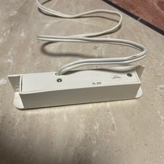 中古　キャンピングカー制作用100Vコンセントの画像