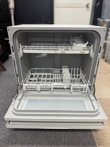 ☆ジモティー割引有☆Panasonic/食器洗浄乾燥機/NP-TH4-W/2024年製