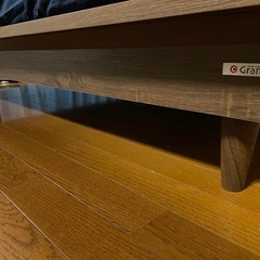 ダブルベッド　フレームとマットレスのセットの画像
