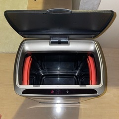 【自動開閉ゴミ箱】45Ｌゴミ箱売りますの画像