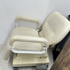 電動シャンプーチェアの画像