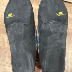 クライミングシューズ グレー 41サイズの画像