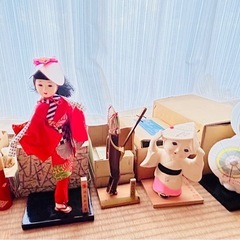こけしなどレトロな飾り物 16個の画像