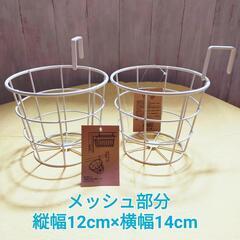 アンティーク調 サインプレート　カフェ　木製　ブリキ　 看板　ガーデン　雑貨　吊り下げ　アルファベット　オブジェ　3COINS　の画像