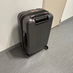 キャリーケースの画像