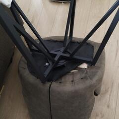 回転式ダイニングチェアの画像