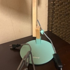 デスクライトの画像