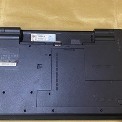 8月10日まで出品　完全ジャンク　ノートパソコン　部品取りにの画像