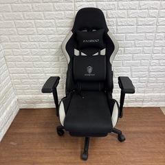 ゲーミングチェアの画像