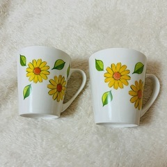 【新品未使用】花柄 マグカップ ミスド 食器 陶器 2個セットの画像